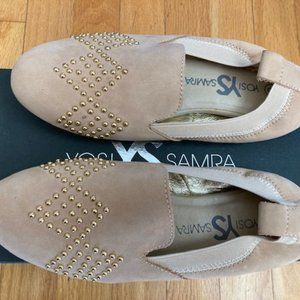 New in box Yosi Samra Women Slip On Loafers Ariel Stud Size6 BEIGE Suede Leather